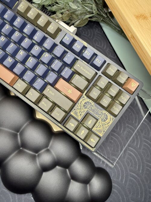 Classic Black/Blue Engraved Keyboard with Artisan Classic Keys - Image 9