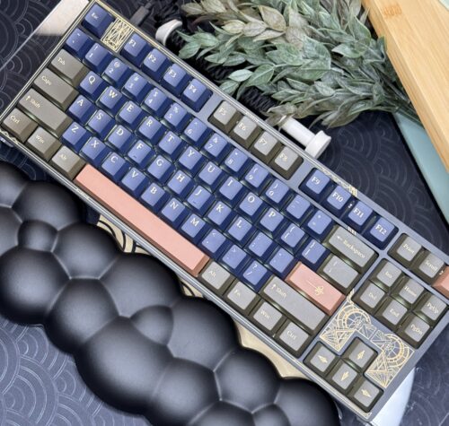 Classic Black/Blue Engraved Keyboard with Artisan Classic Keys - Image 8