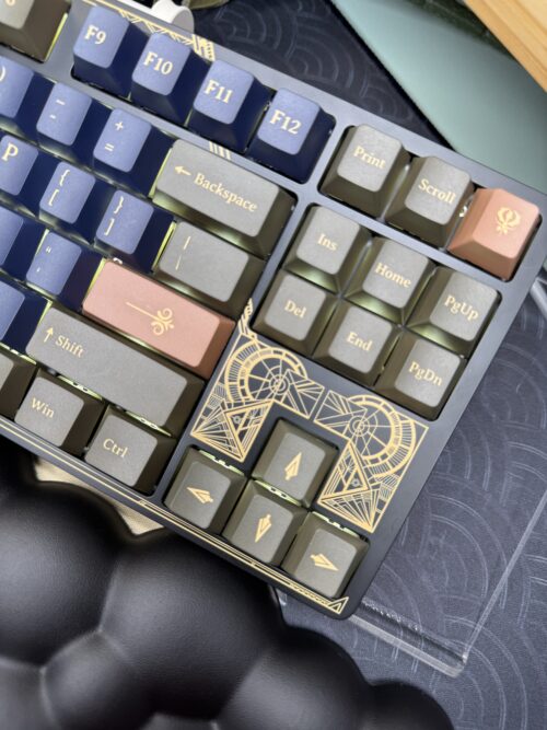 Classic Black/Blue Engraved Keyboard with Artisan Classic Keys - Image 10