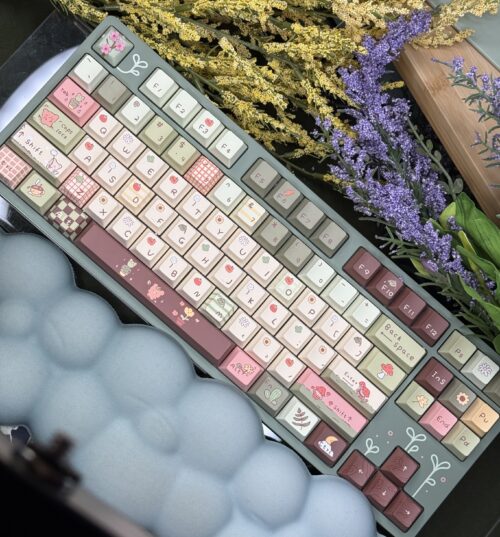 Mushroom Themed Mechanical Keyboard - Modified DROP