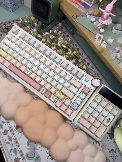 Pastel Themed Creme Color Base MK75 - Modified Artisan Keycaps - Image 8