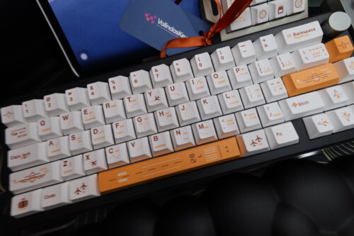 Aviator Keycaps - Airplane Lovers! Modified Mechanical Board (Light Weight) for Travel - Wireless - Image 11