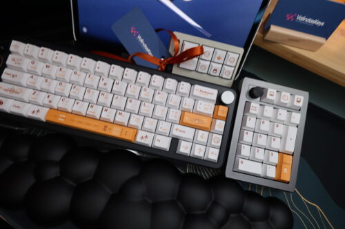 Aviator Keycaps - Airplane Lovers! Modified Mechanical Board (Light Weight) for Travel - Wireless - Image 7