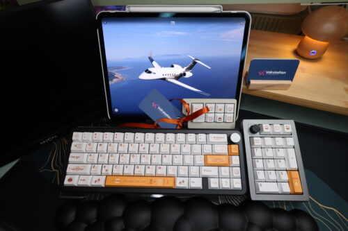Aviator Keycaps - Airplane Lovers! Modified Mechanical Board (Light Weight) for Travel - Wireless - Image 5