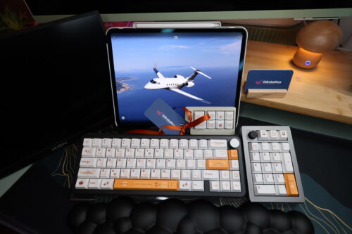 Aviator Keycaps - Airplane Lovers! Modified Mechanical Board (Light Weight) for Travel - Wireless - Image 3