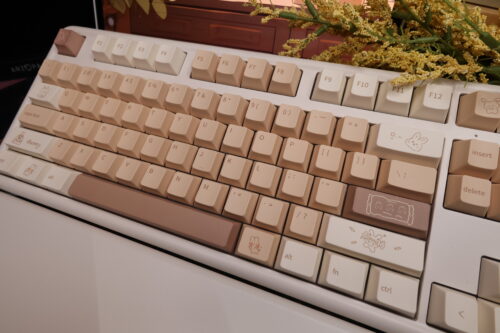 Tan Toffee Color Keycaps on Cream Colored Base - with Wrist Rest Pad - YUNZII B87 - Image 11