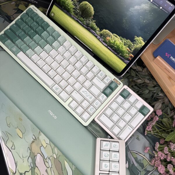 Custom Modified - Lt Green Theme Ombre Artisan Keycaps Halo Keyboard - Image 7