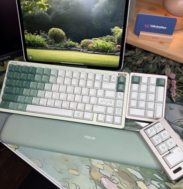 Custom Modified - Lt Green Theme Ombre Artisan Keycaps Halo Keyboard