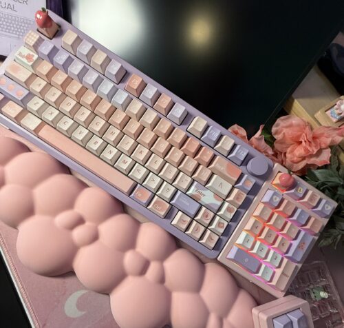 Purple Lavender and Peach Aluminum Base Custom Artisan Apricot Keycaps - Image 9