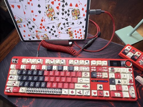 Black and Red Card Game Artisan Theme Keyboard - LCD Screen - Image 3
