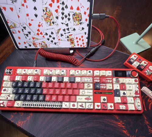 Black and Red Card Game Artisan Theme Keyboard - LCD Screen - Image 4