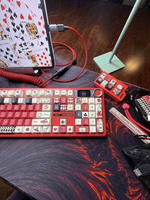 Black and Red Card Game Artisan Theme Keyboard - LCD Screen - Image 8