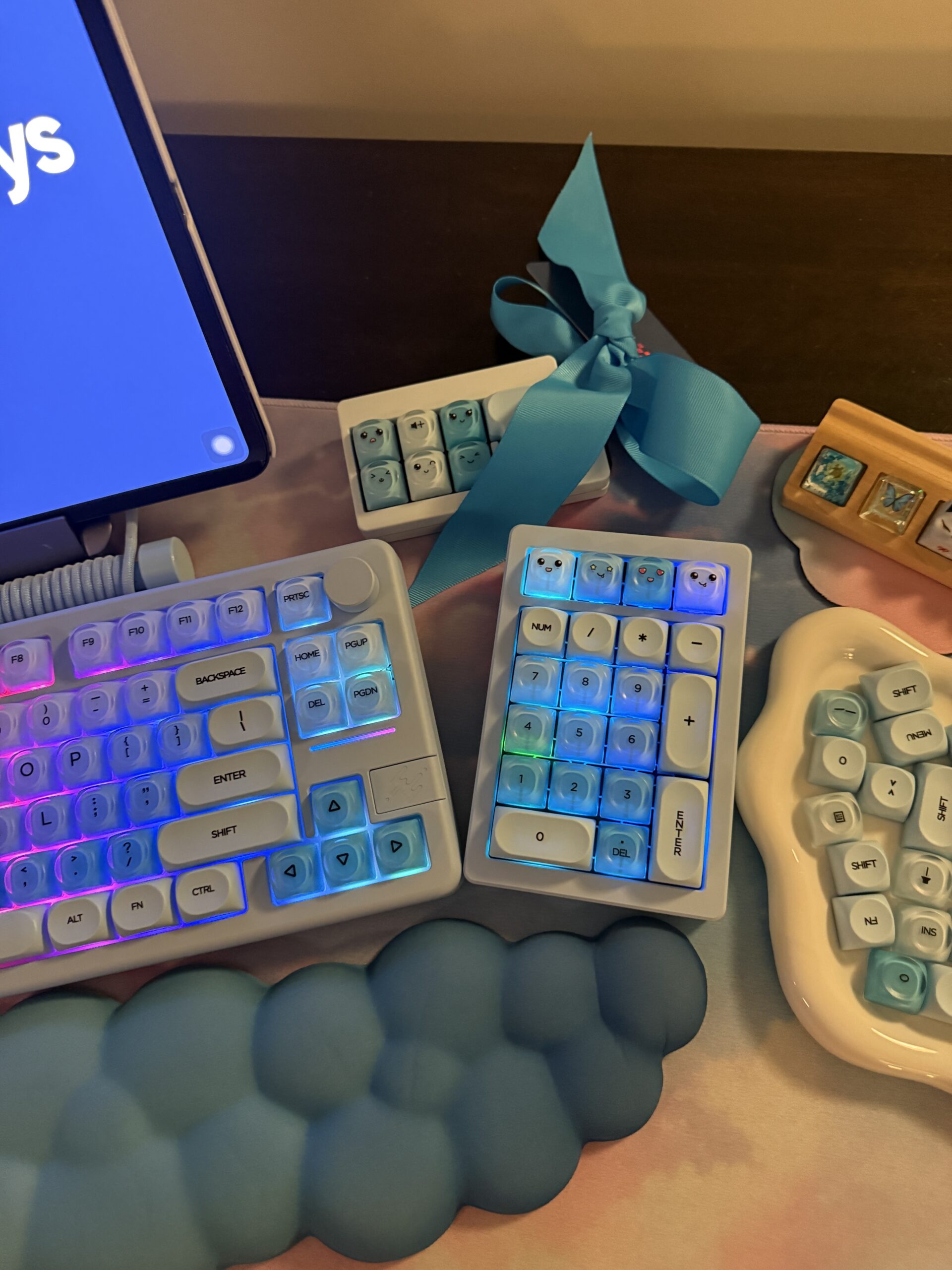 Dreamy Light Blue Perfection - Blue Base Mechanical Keyboard by ValindasKeys - Image 39