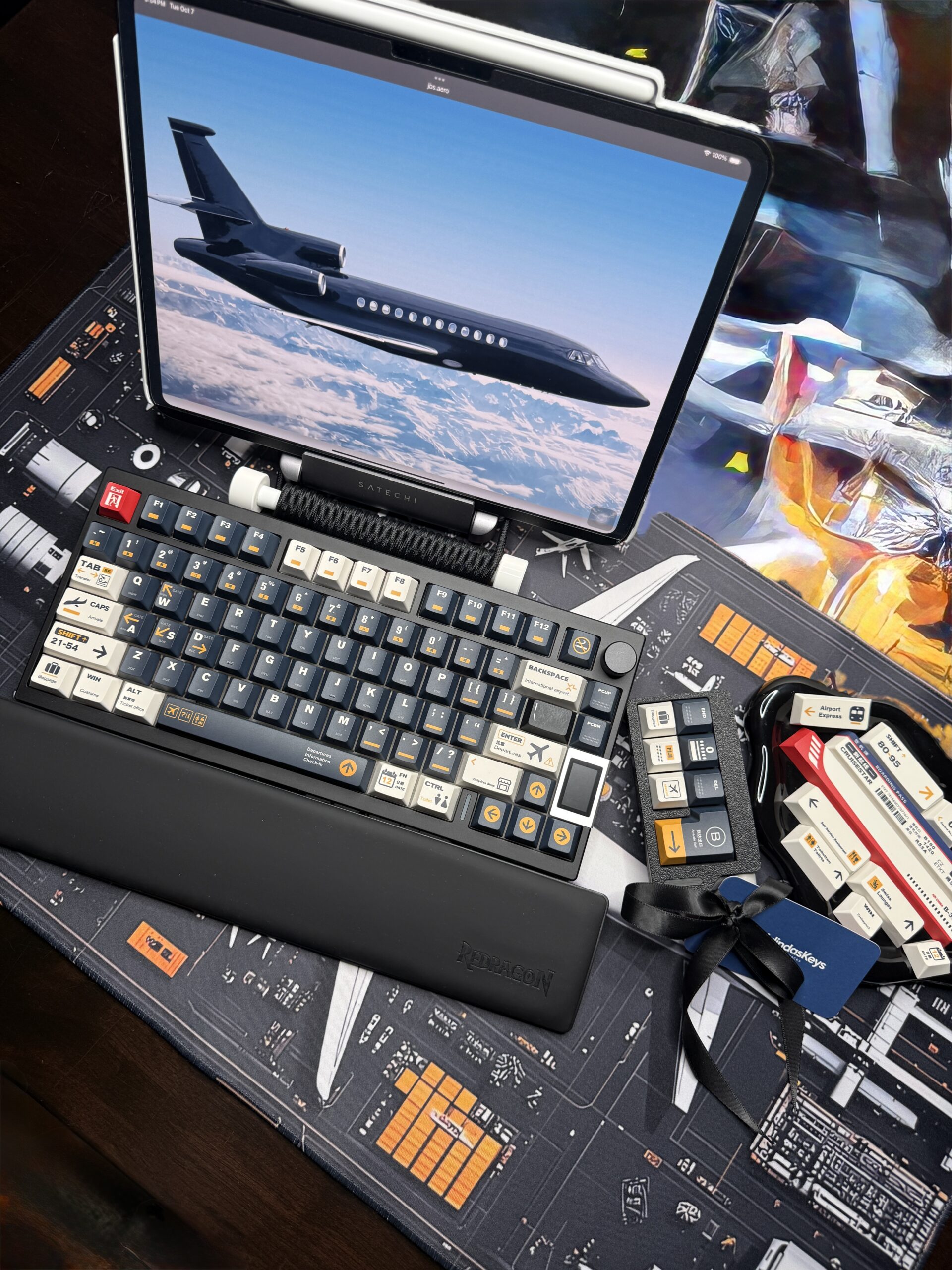 Custom Aviation Edition Mechanical Keyboard Kit | ValindasKeys Hand Built & Themed - Image 6
