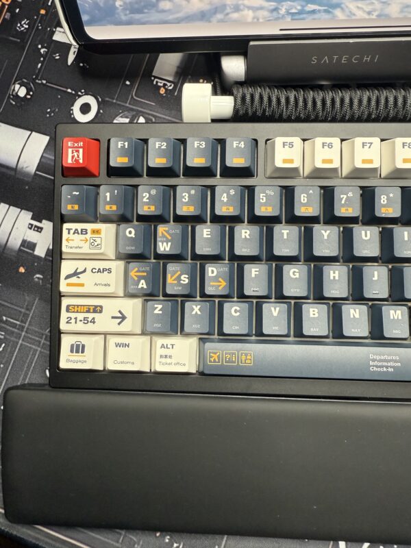 Custom Aviation Edition Mechanical Keyboard Kit | ValindasKeys Hand Built & Themed - Image 11