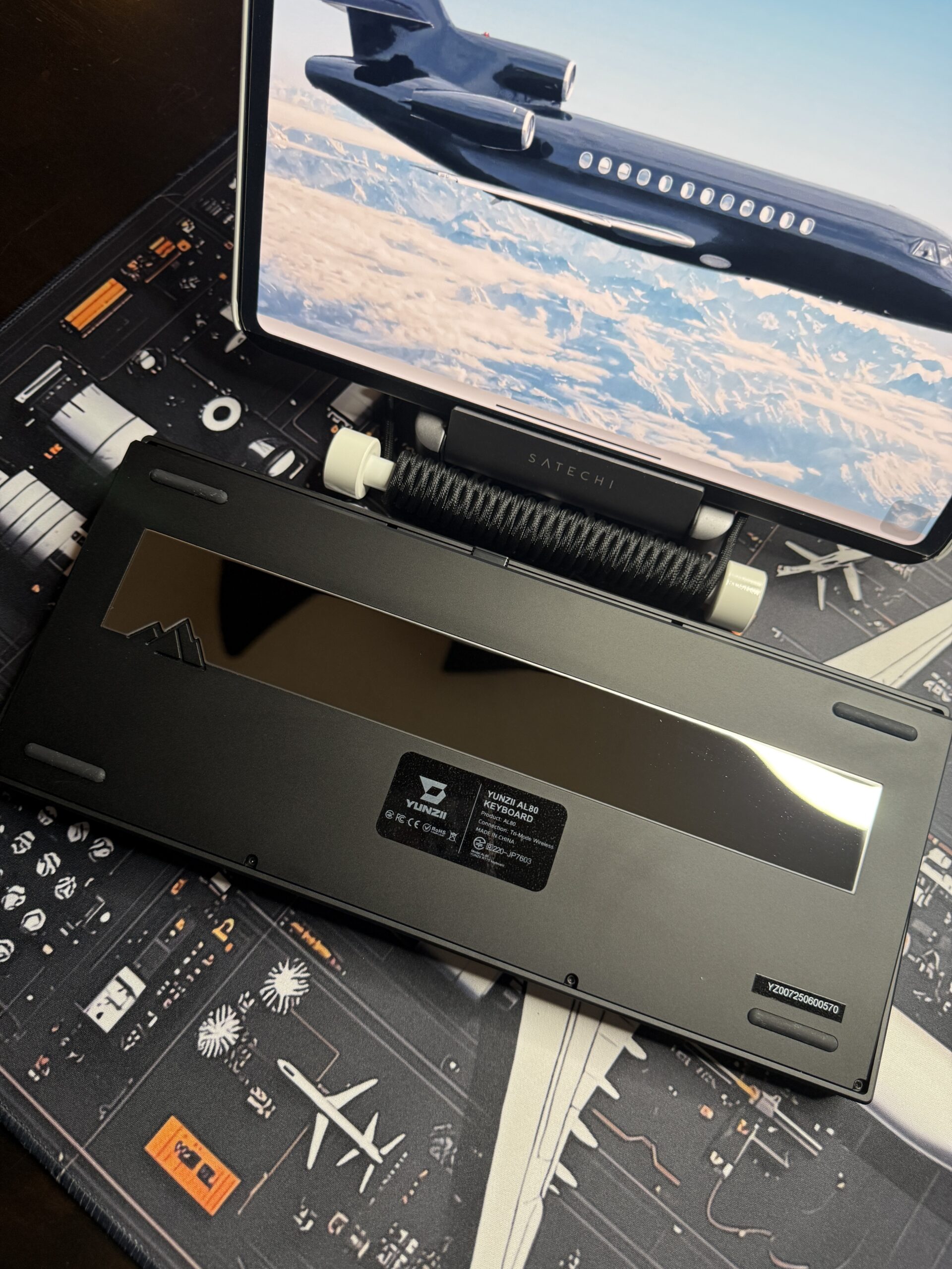 Custom Aviation Edition Mechanical Keyboard Kit | ValindasKeys Hand Built & Themed - Image 14