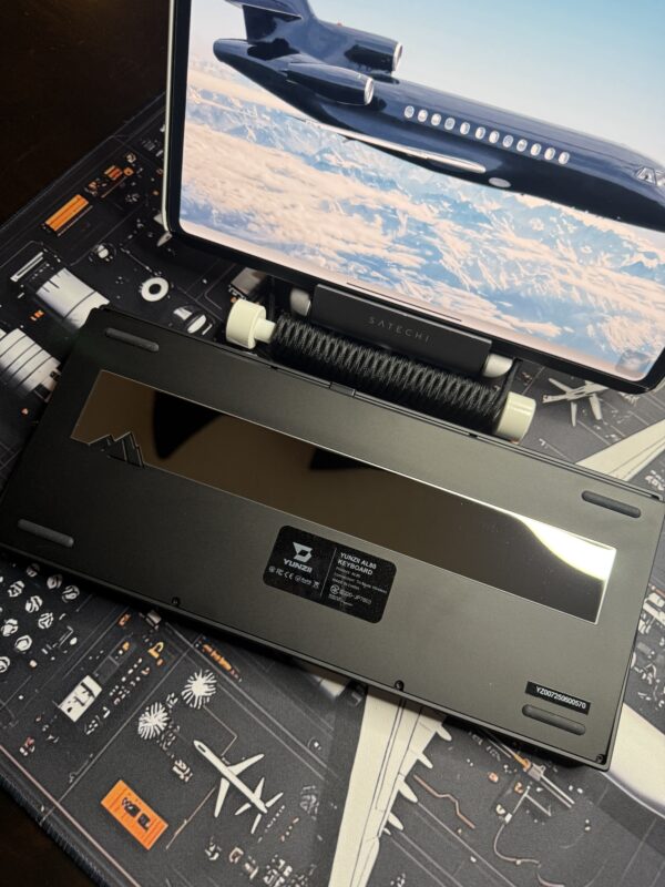 Custom Aviation Edition Mechanical Keyboard Kit | ValindasKeys Hand Built & Themed - Image 13