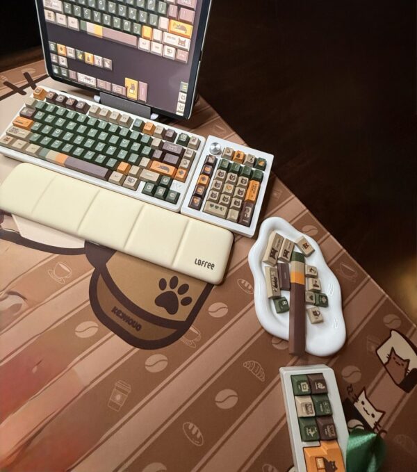 Full Kit: Beige Base Retro Green Custom 'Game Over' Artisan - 75% Cushion Feel Cute - Image 16