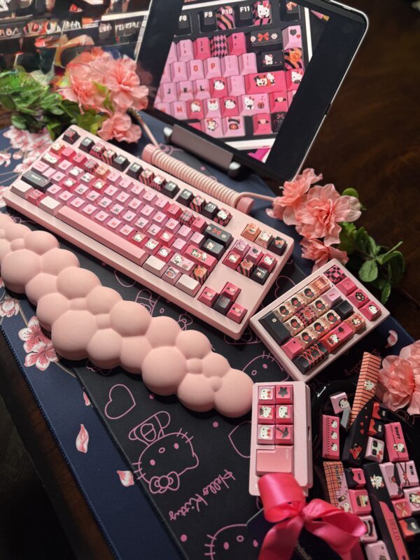 Pink Base Std Mechanical Keyboard - Artisan Keycaps Pink/Black 75% - Image 3