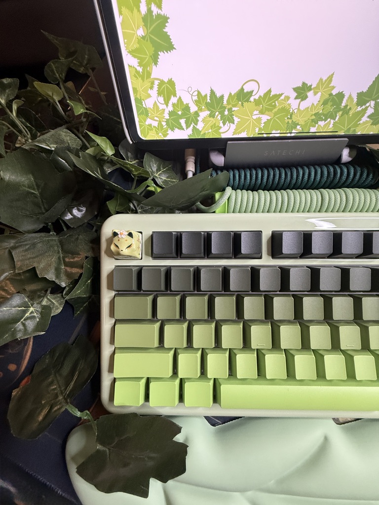 Light Green Ombre Modified Custom 81% Mechanical Keyboard by ValindasKeys - Image 26
