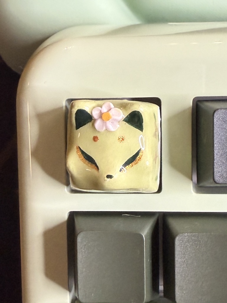 Light Green Ombre Modified Custom 81% Mechanical Keyboard by ValindasKeys - Image 22