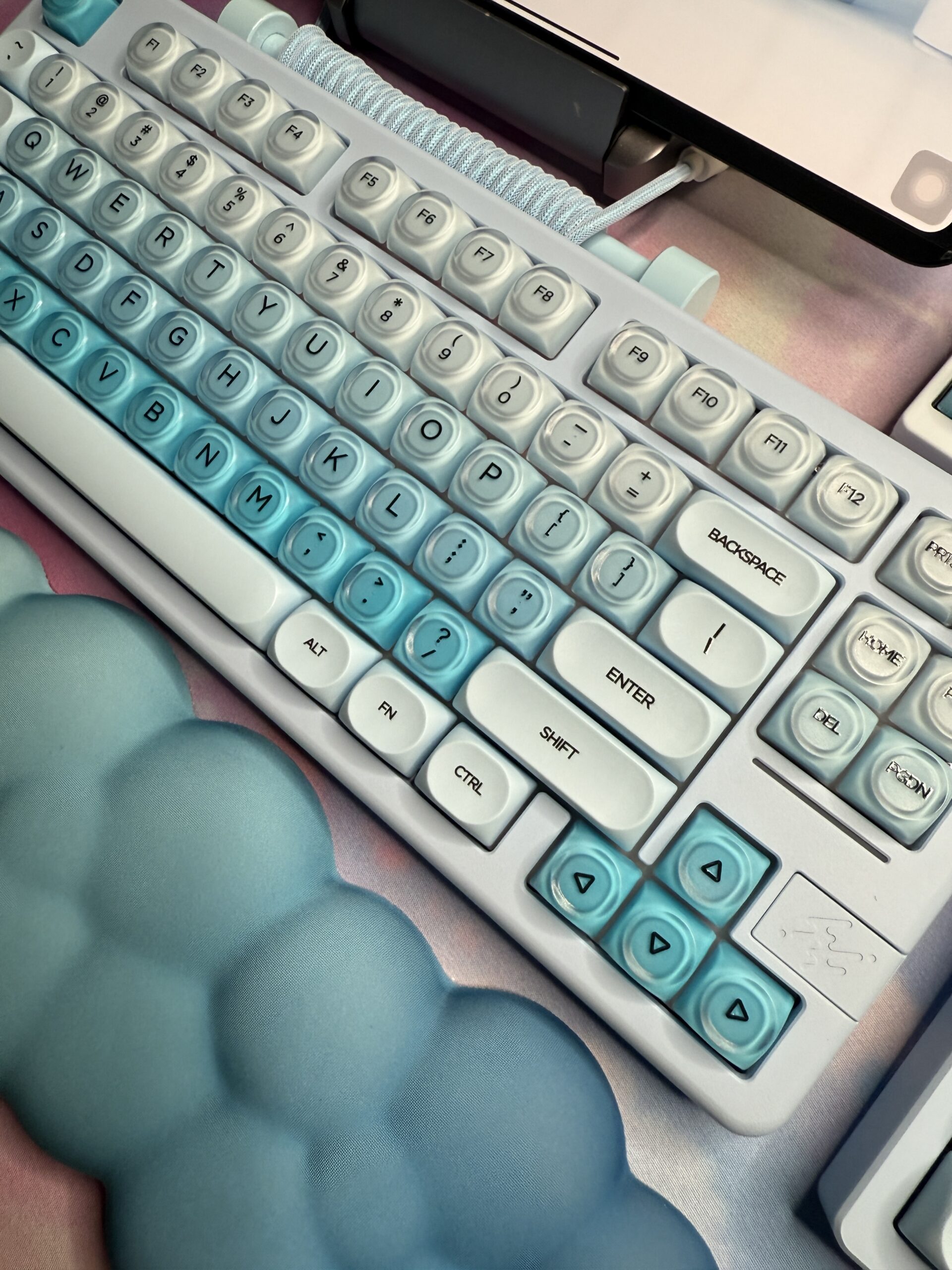 Dreamy Light Blue Perfection - Blue Base Mechanical Keyboard by ValindasKeys - Image 36