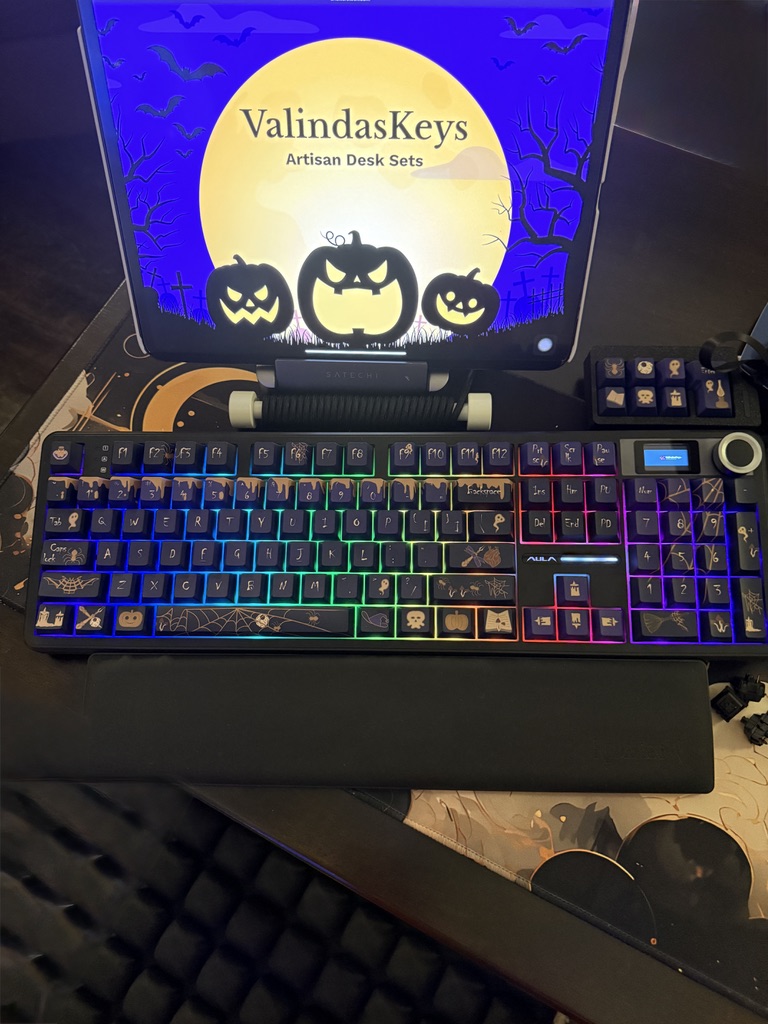 Spooky Season Halloween Desk Set by ValindasKeys - Image 10