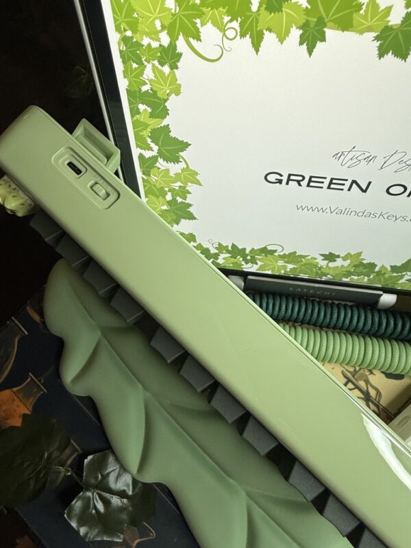 Light Green Ombre Modified Custom 81% Mechanical Keyboard by ValindasKeys - Image 18