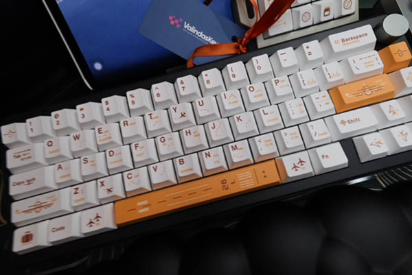 Aviation Theme Light 65% Keyboard