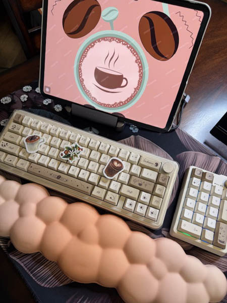 Coffee Bean Tan Theme 65% Keyboard