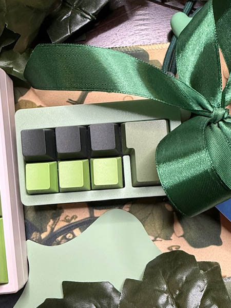 Green Ombre Fidget. Tool