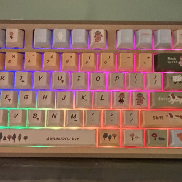 Cute Farm Theme Wireless Mechanical Keyboard Full Set