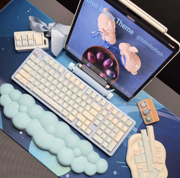 Blue Bunny Theme Mechanical Keyboard Full Set - Image 20