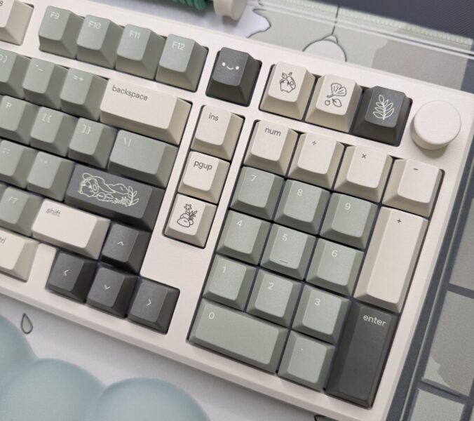 The Green Mori Theme Mechanical Keyboard Full Set - Image 21