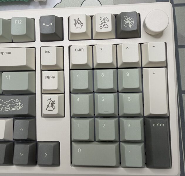 The Green Mori Theme Mechanical Keyboard Full Set - Image 22