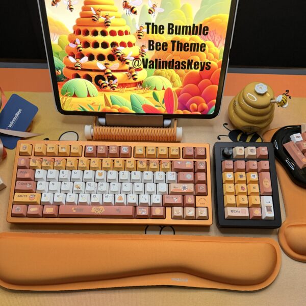 The Bumble Bee Theme Mechanical Keyboard Full Set