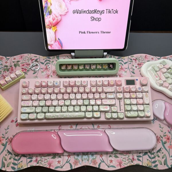 The Pink Flowers Theme Mechanical Keyboard Full Set
